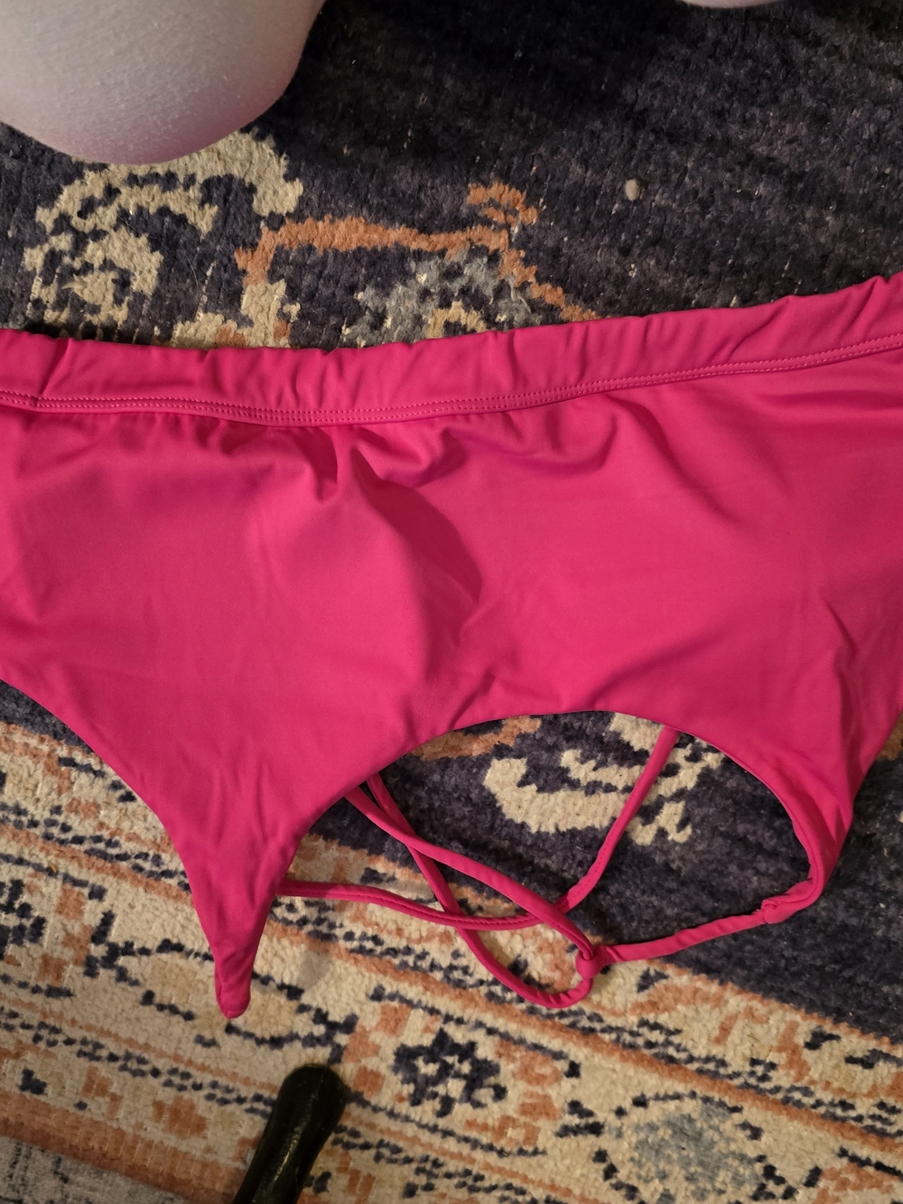 Women's Hot Pink Sports bra- Sleek Support
